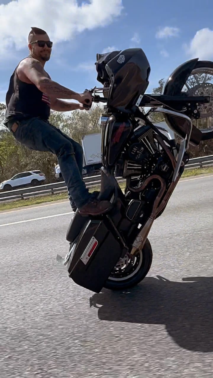 Post 6 by Joey Wells on Instagram (video)