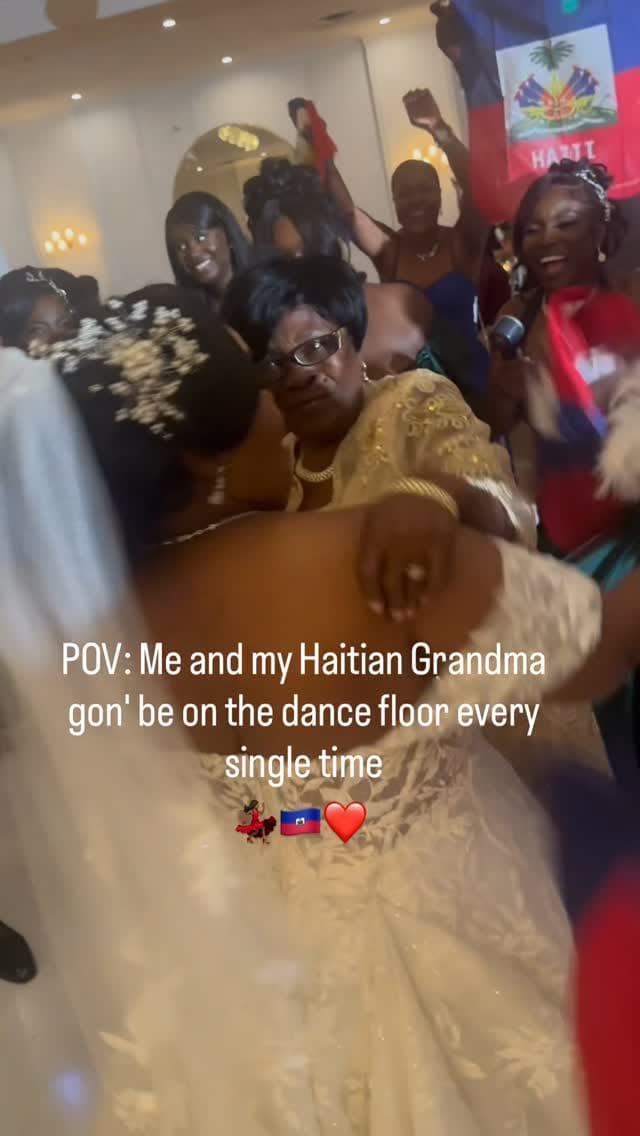 Post 4 by Favor Glam on Instagram (video)