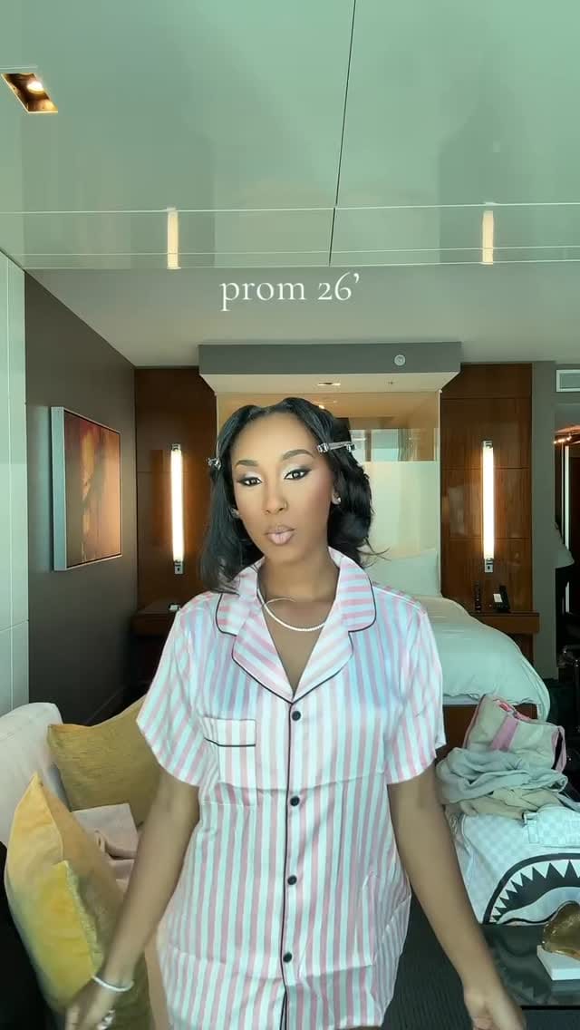 Post 1 by Favor Glam on Instagram (video)