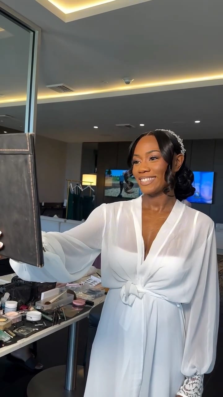 Post 3 by Favor Glam on Instagram (video)