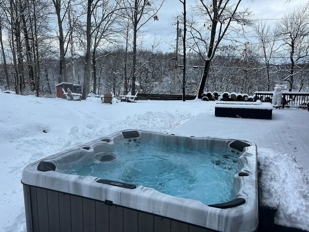 Post 3 by The Barn At Copake Lake on Instagram (image)