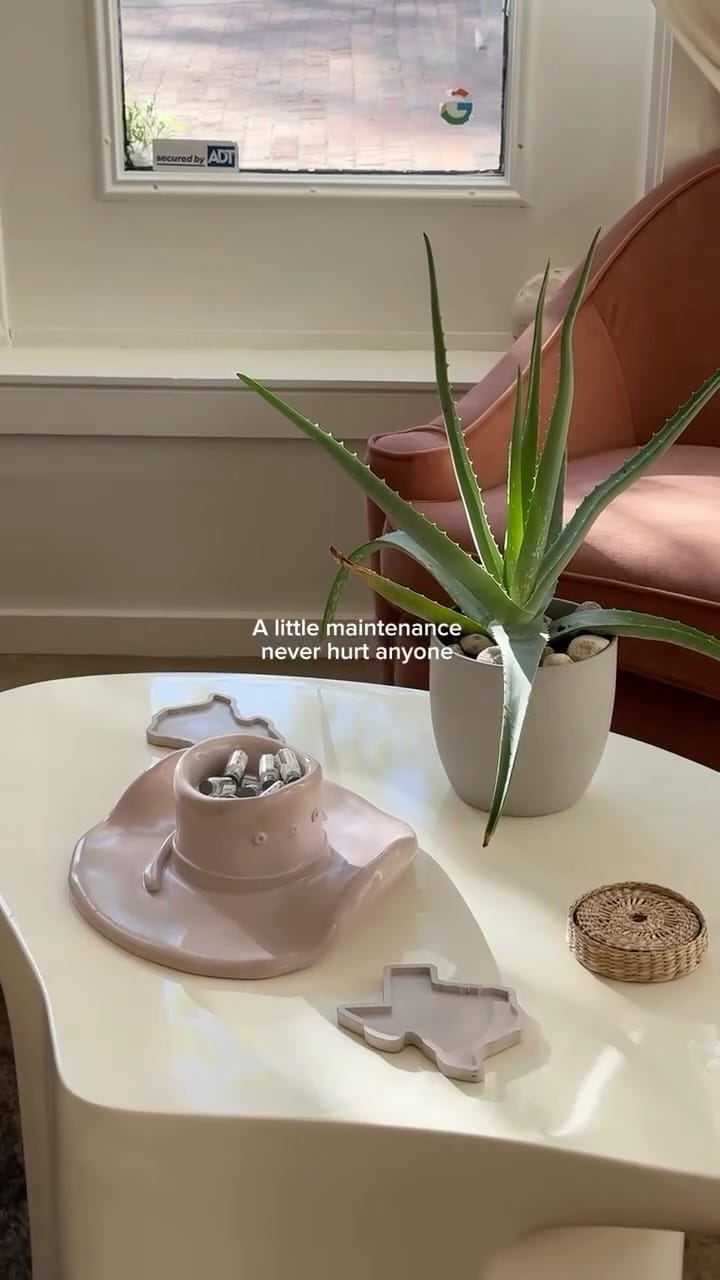 Post 9 by Alexis Peña- RN injector, BSN-RN on Instagram (video)