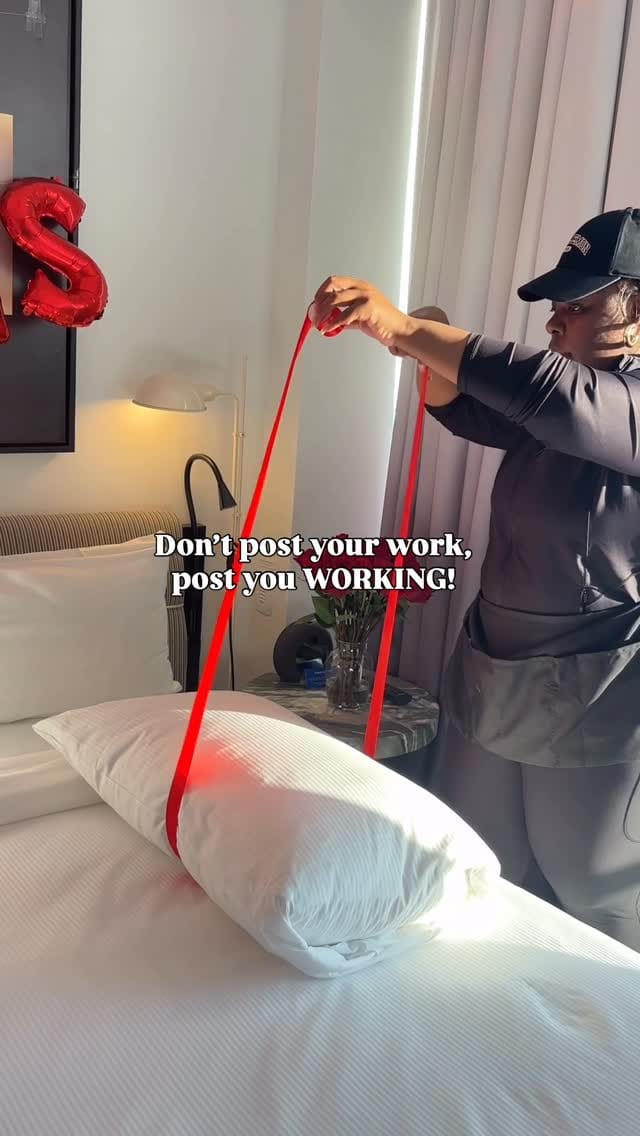 Post 9 by NYC Hotel Room Decorator | Proposals & Events on Instagram (video)