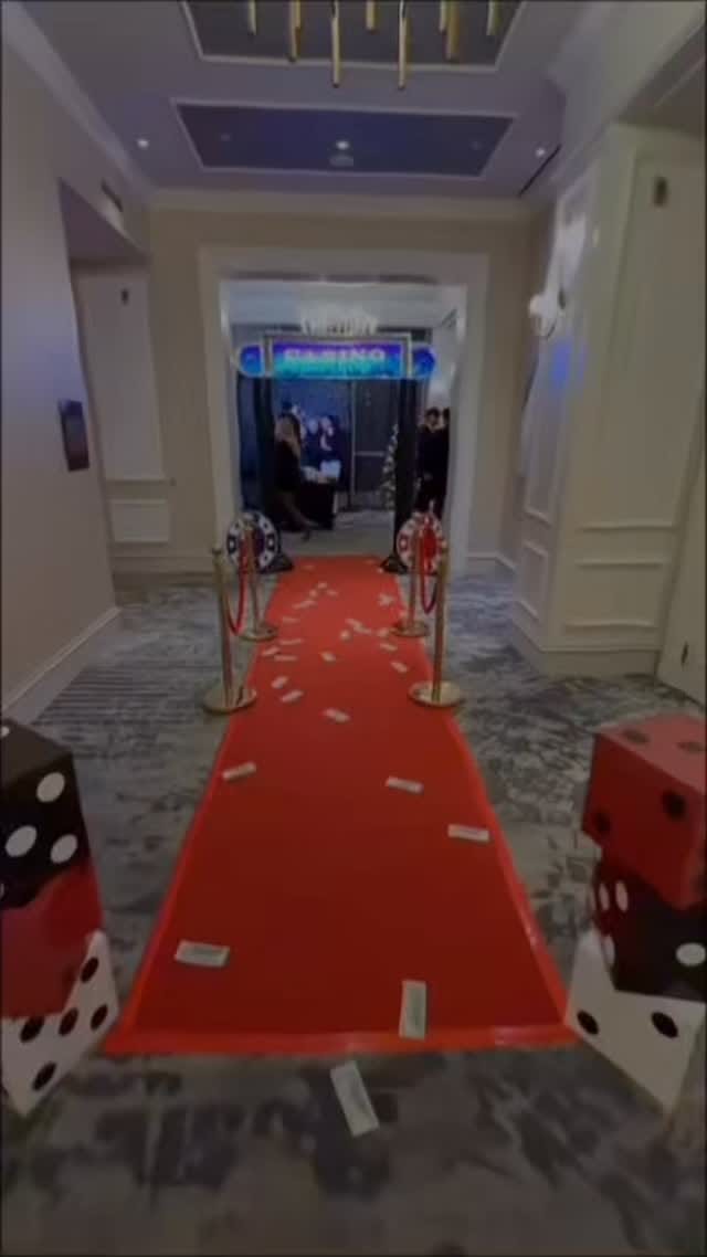Post 10 by Miami Event Photo Booth Rental on Instagram (video)