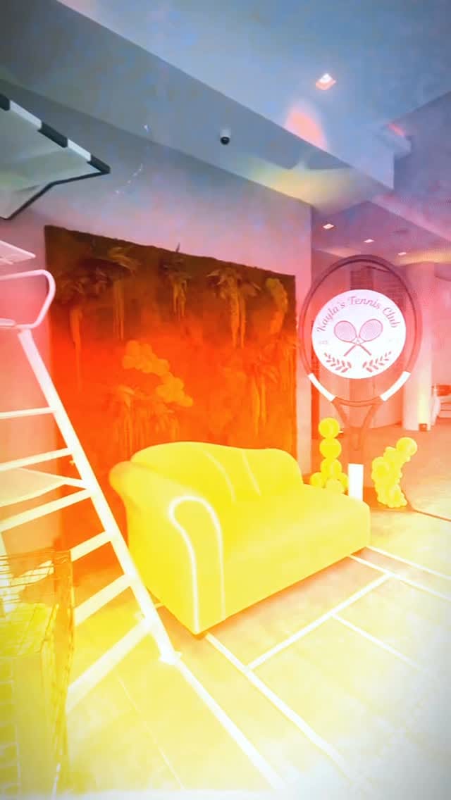 Post 1 by Miami Event Photo Booth Rental on Instagram (video)