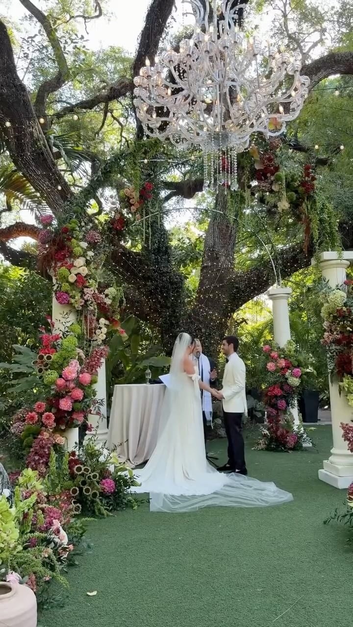 Post 7 by Petal Productions on Instagram (video)