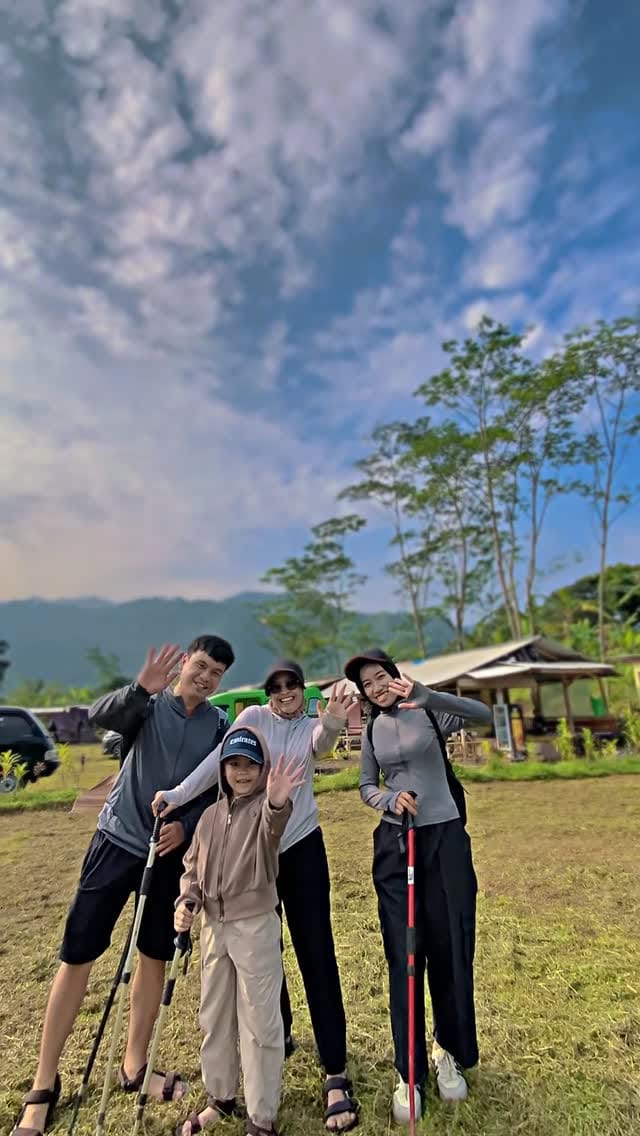 Post 1 by TREKKING & HIKING SENTUL on Instagram (video)
