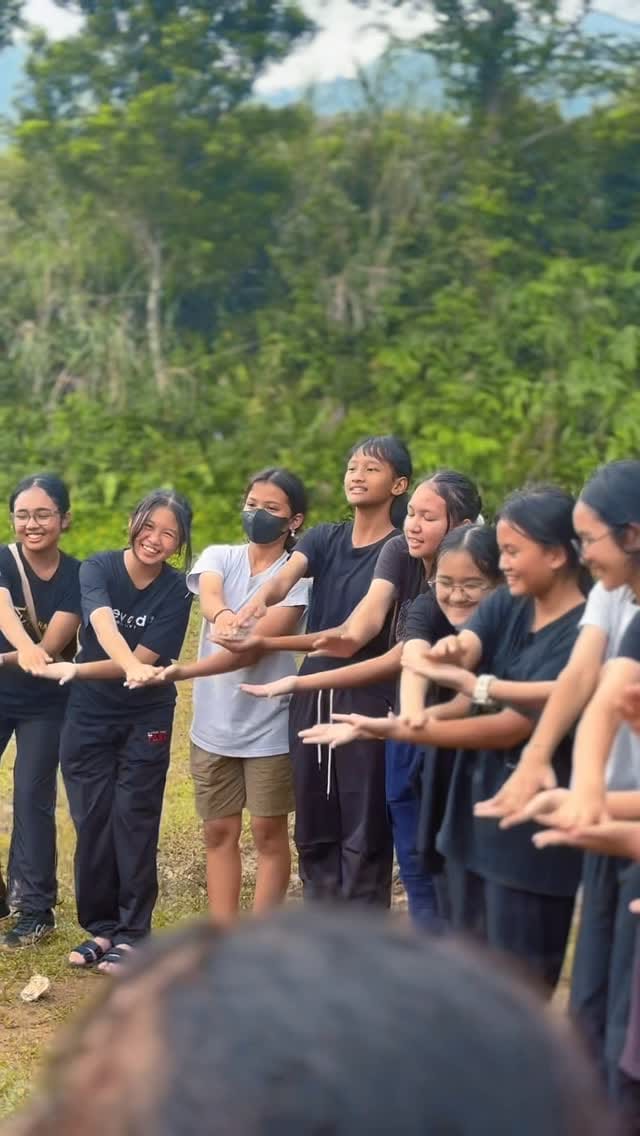 Post 5 by TREKKING & HIKING SENTUL on Instagram (video)