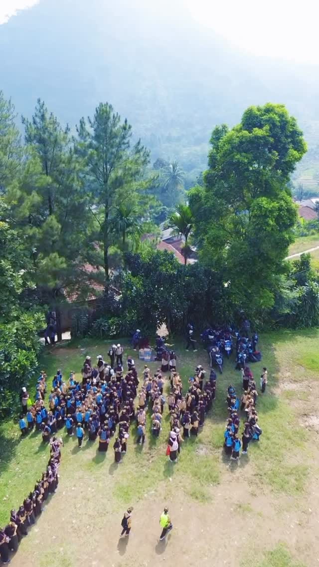 Post 7 by TREKKING & HIKING SENTUL on Instagram (video)