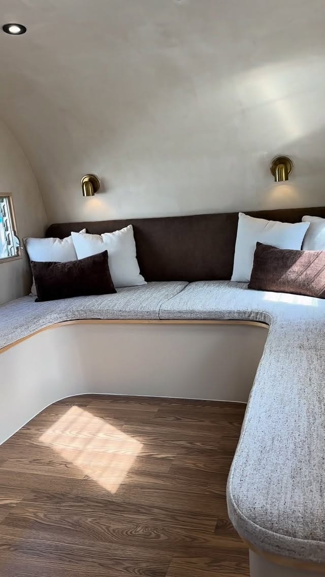 Post 6 by Behind Doors | Luxury event Designer | Interior designer on Instagram (video)