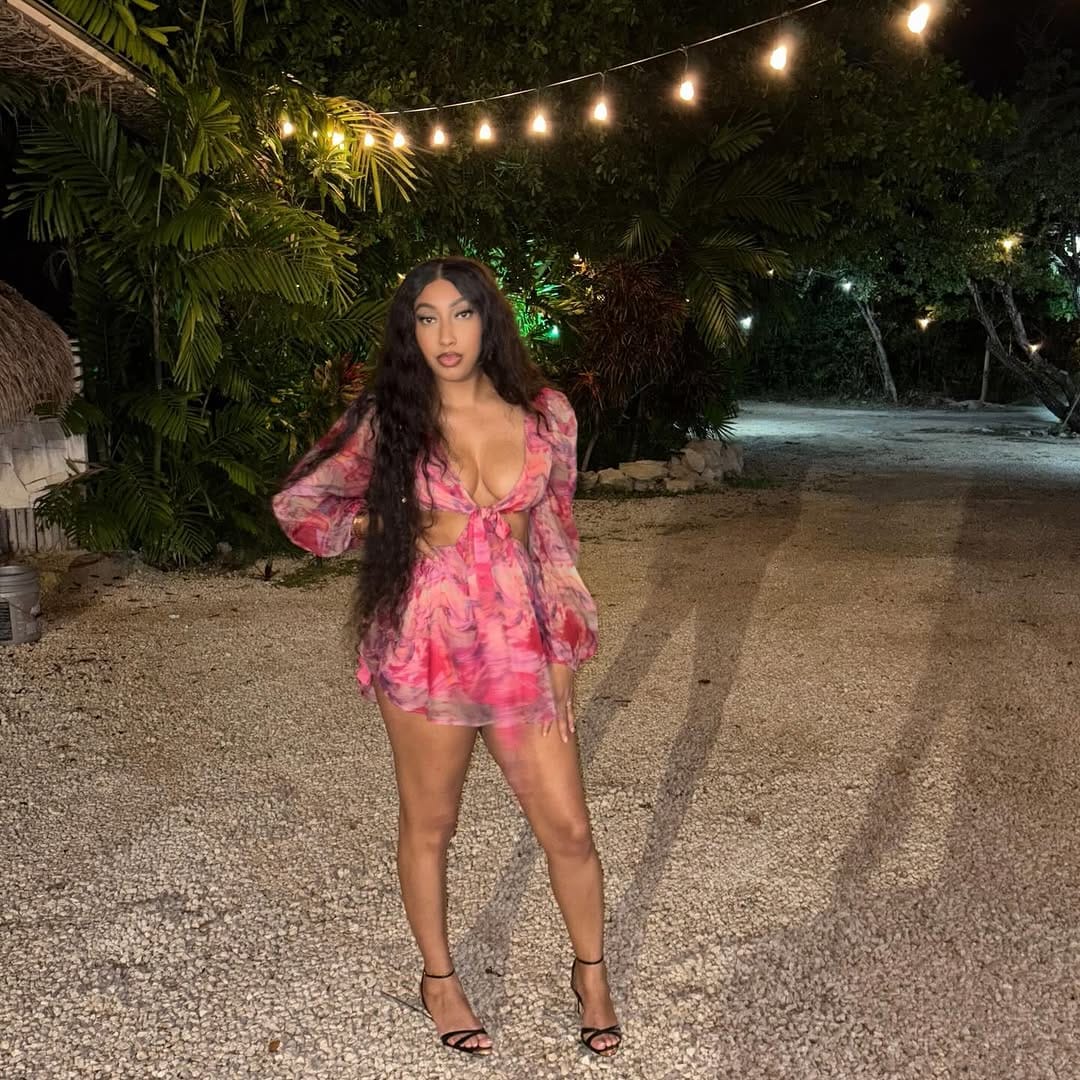 Post 2 by Ari Maejor on Instagram (carousel)