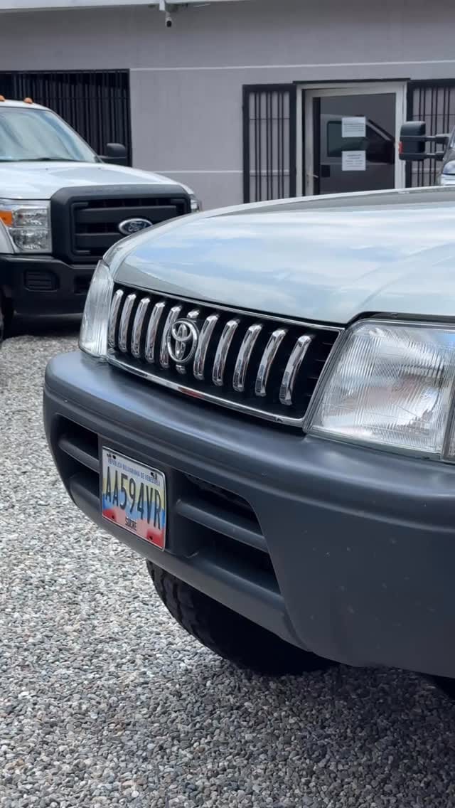 Post 3 by Autozventa | carros on Instagram (video)