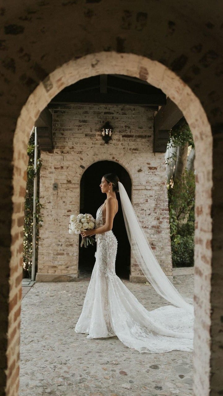 Post 9 by Cortney Helaine on Instagram (video)