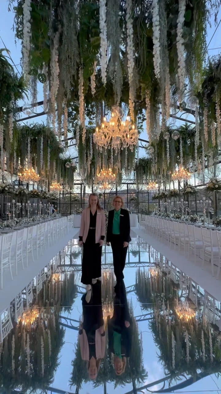 Post 10 by Sarah Linow Wedding Planner | Germany | Europe | Florida on Instagram (video)