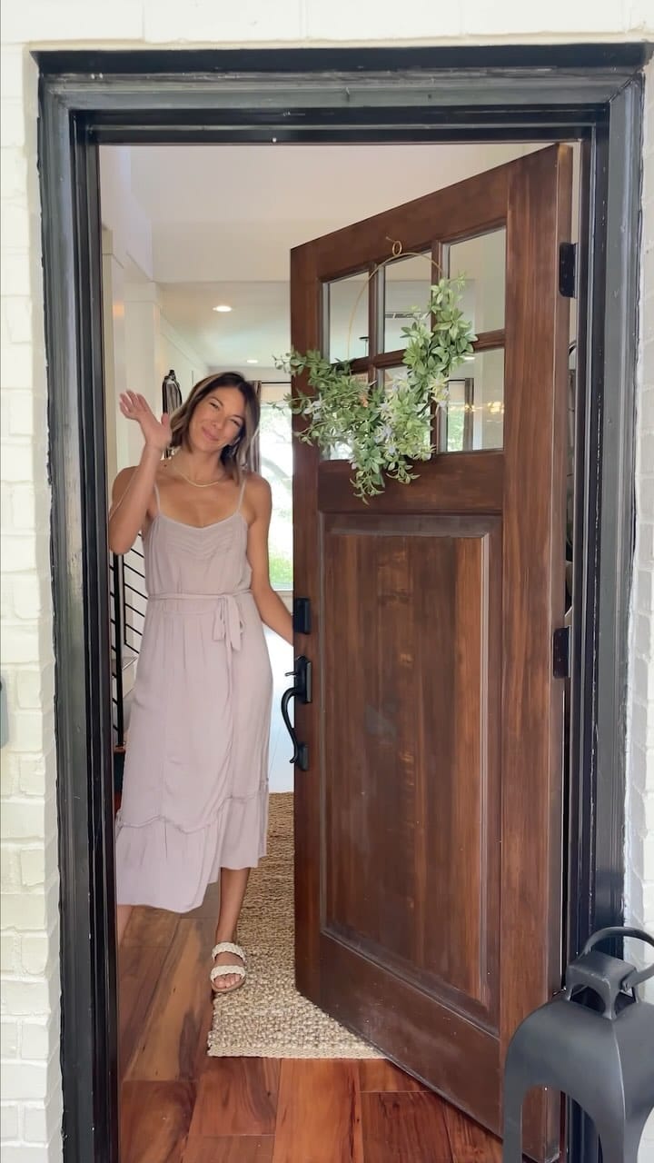 Post 10 by Living Oak Interior Design on Instagram (video)