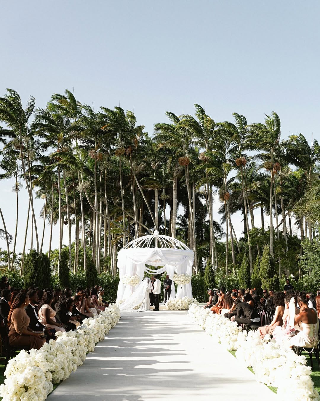 Post 3 by Gran Paraiso Gardens | Miami Wedding Venue on Instagram (carousel)