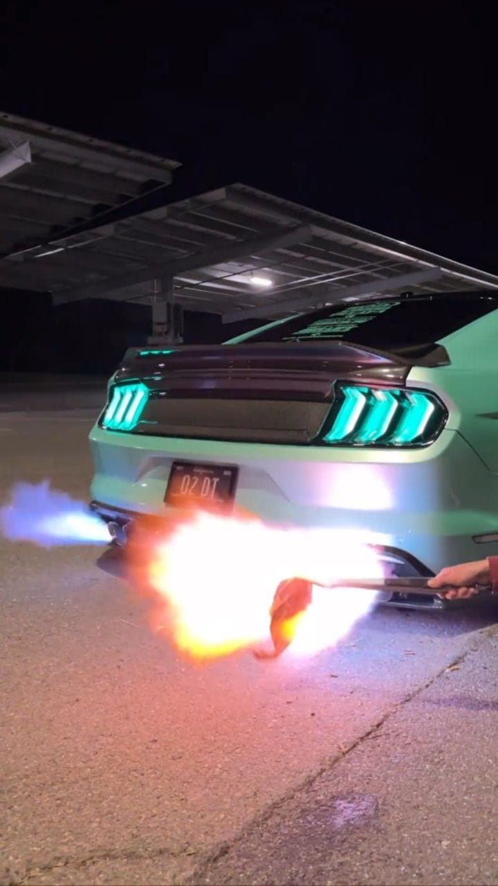 Post 8 by Cars | Sports on Instagram (video)