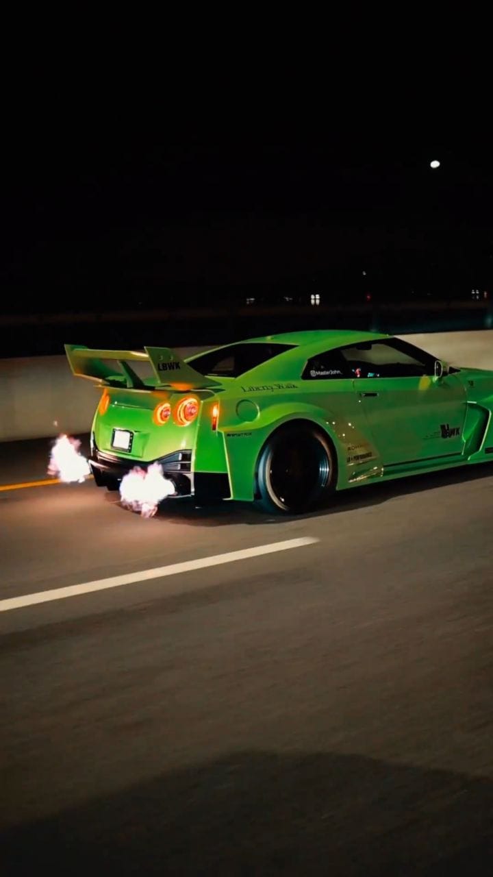 Post 7 by Cars | Sports on Instagram (video)