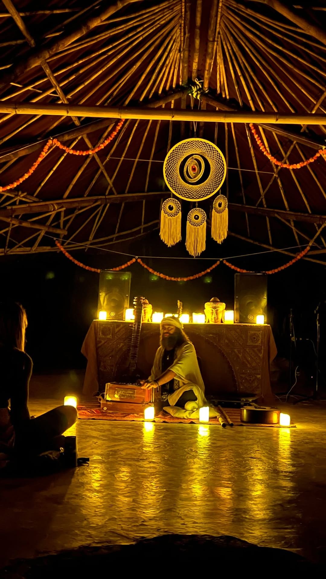 Post 5 by Santuario Osho Lua on Instagram (video)