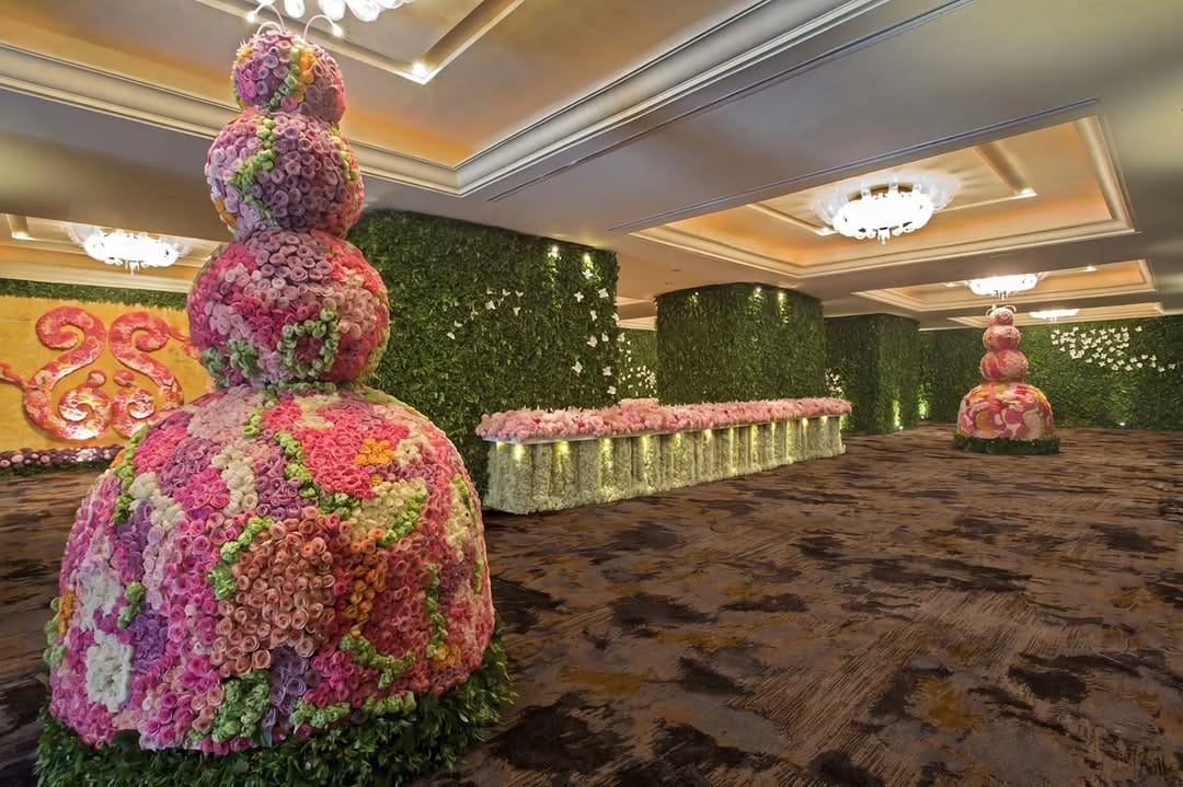 Post 8 by Mulia Jakarta Weddings on Instagram (carousel)