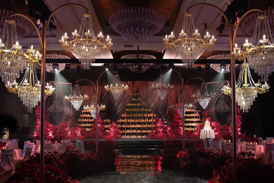Post 5 by Mulia Jakarta Weddings on Instagram (carousel)
