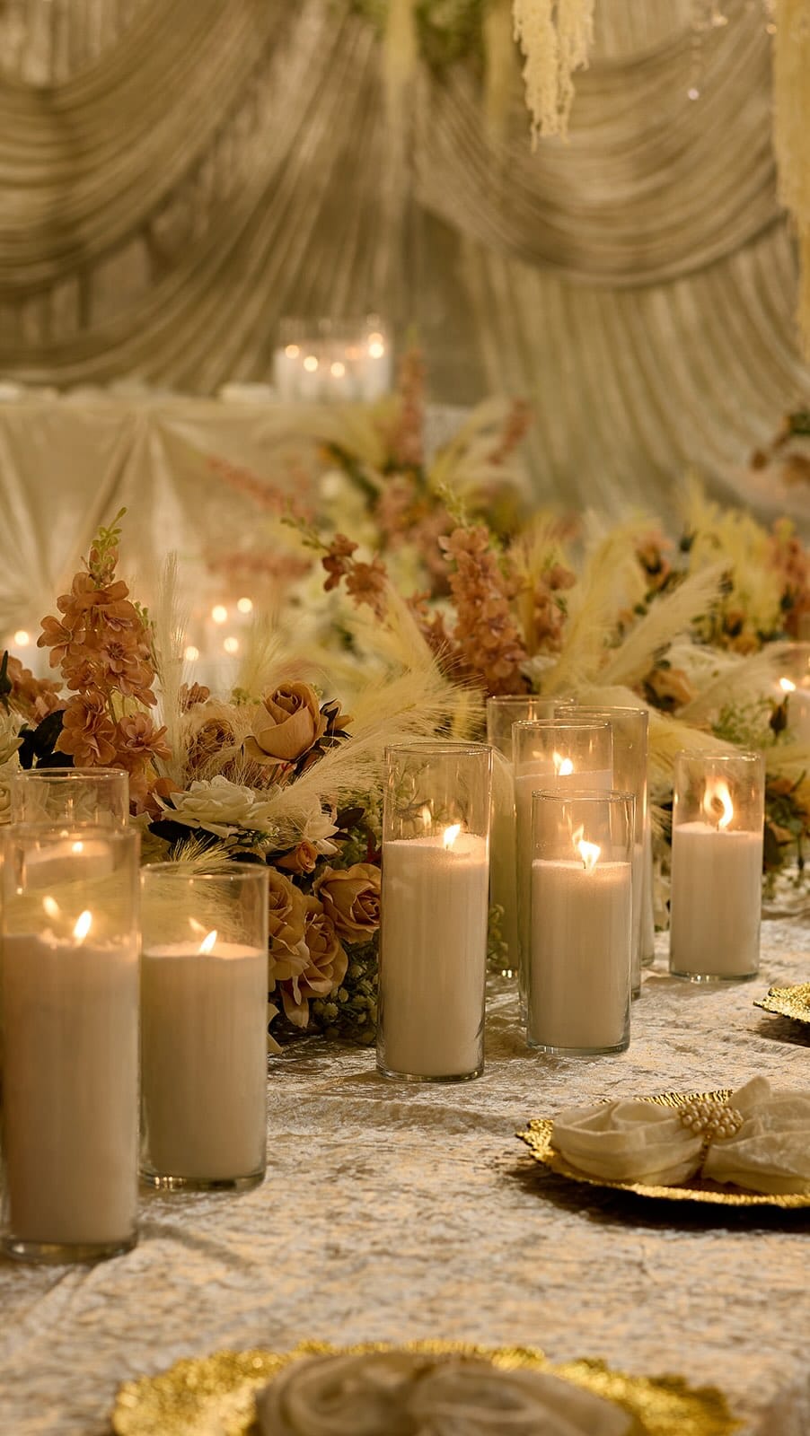 Post 3 by GloLuxEvents & Services - Wedding Page on Instagram (video)