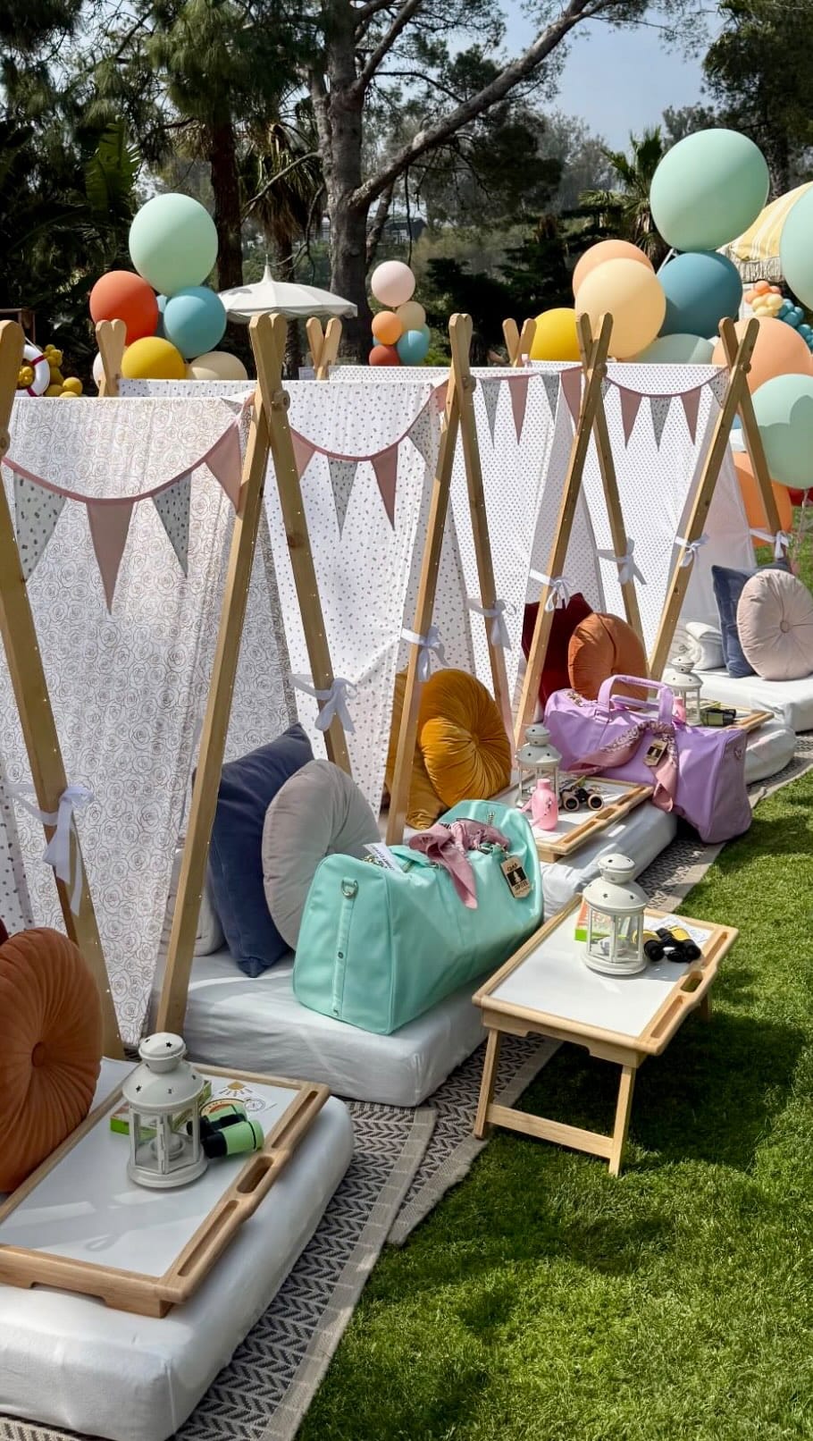 Post 6 by Sleepovers | Glamping | Dining | Movie Nights | Picnics on Instagram (video)