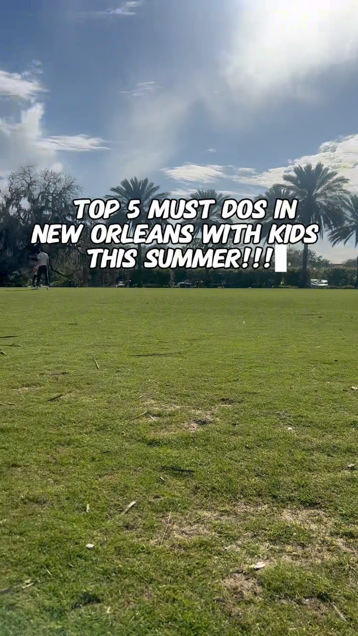 Post 10 by Ayoo Mel on Instagram (video)