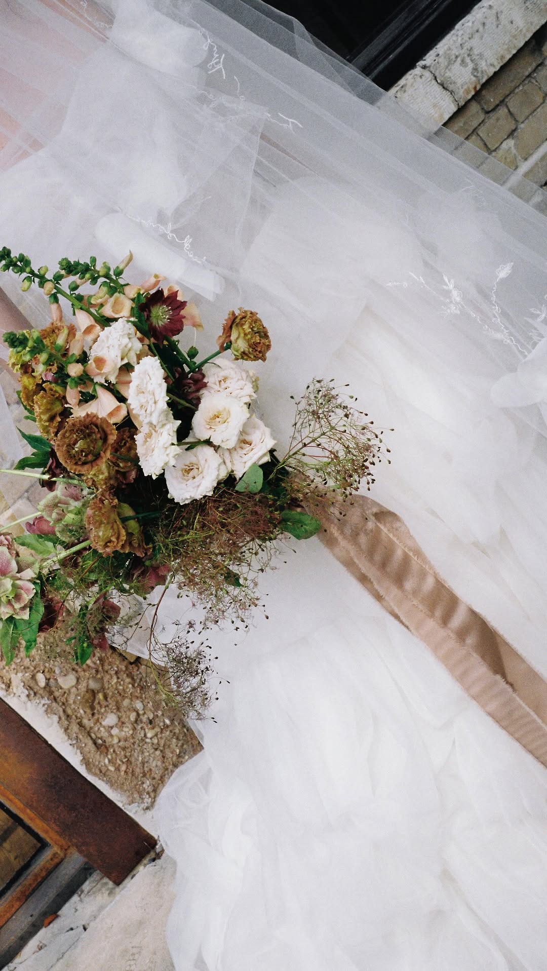 Post 7 by Valerie Strenk of LBV Design House on Instagram (video)