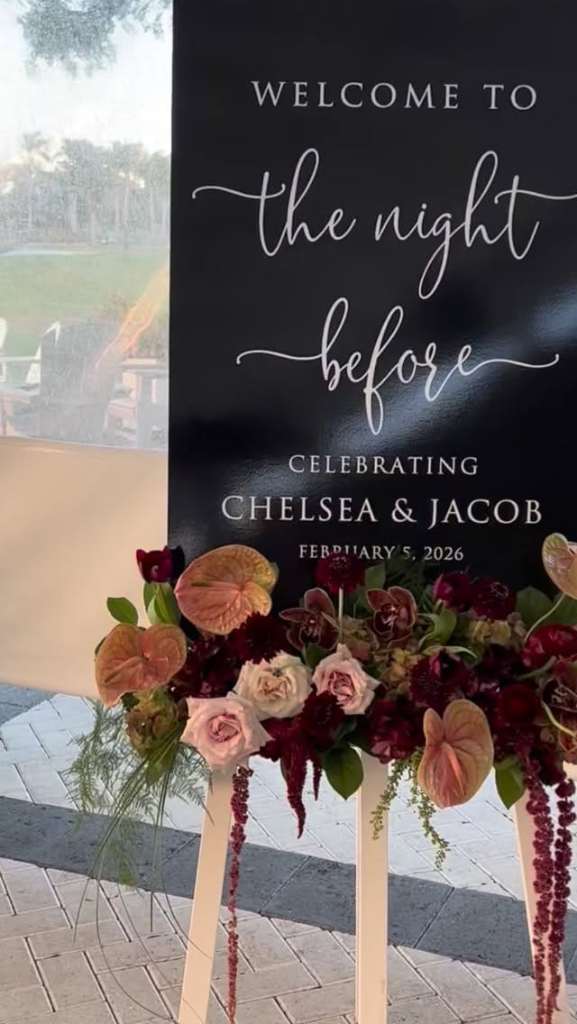 Post 9 by Fabulously Chic Weddings Courtney Gabelbauer on Instagram (video)