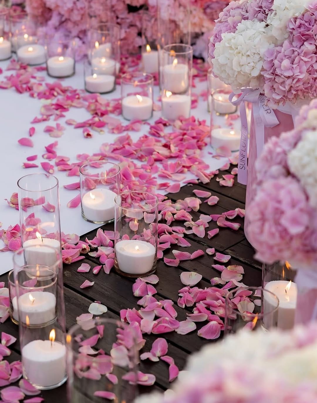 Post 5 by Maison De Event on Instagram (carousel)