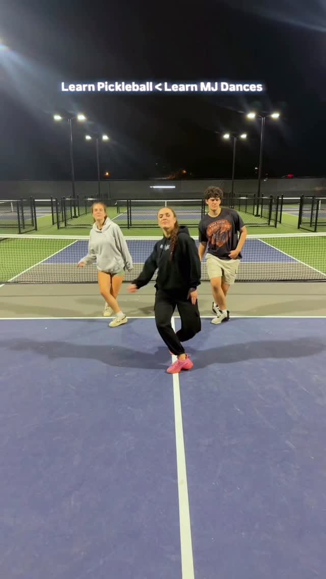 Post 10 by Xandria Cross on Instagram (video)