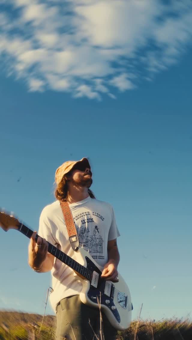 Post 7 by SURF TRASH on Instagram (video)