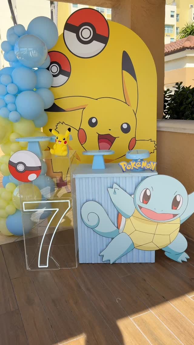 Post 7 by CHOCOBALLOONS Events Designers on Instagram (video)