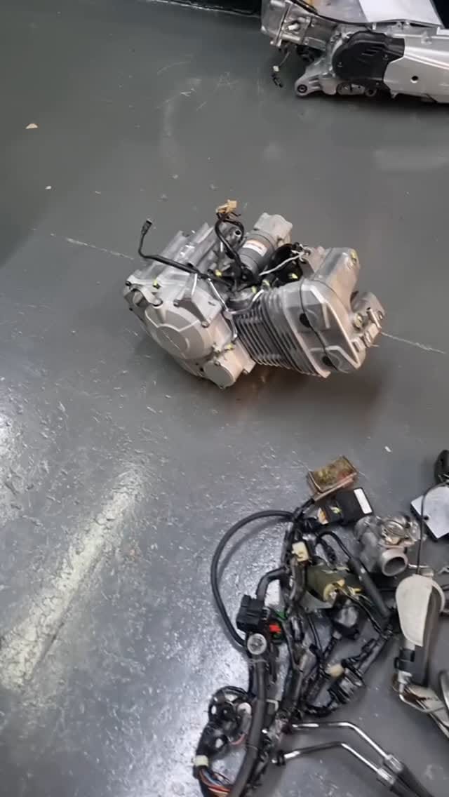 Post 3 by Novo Estilo Moto Peças on Instagram (video)