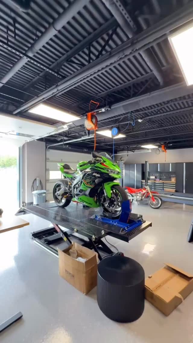 Post 7 by The Boardroom® Accent Walls on Instagram (video)