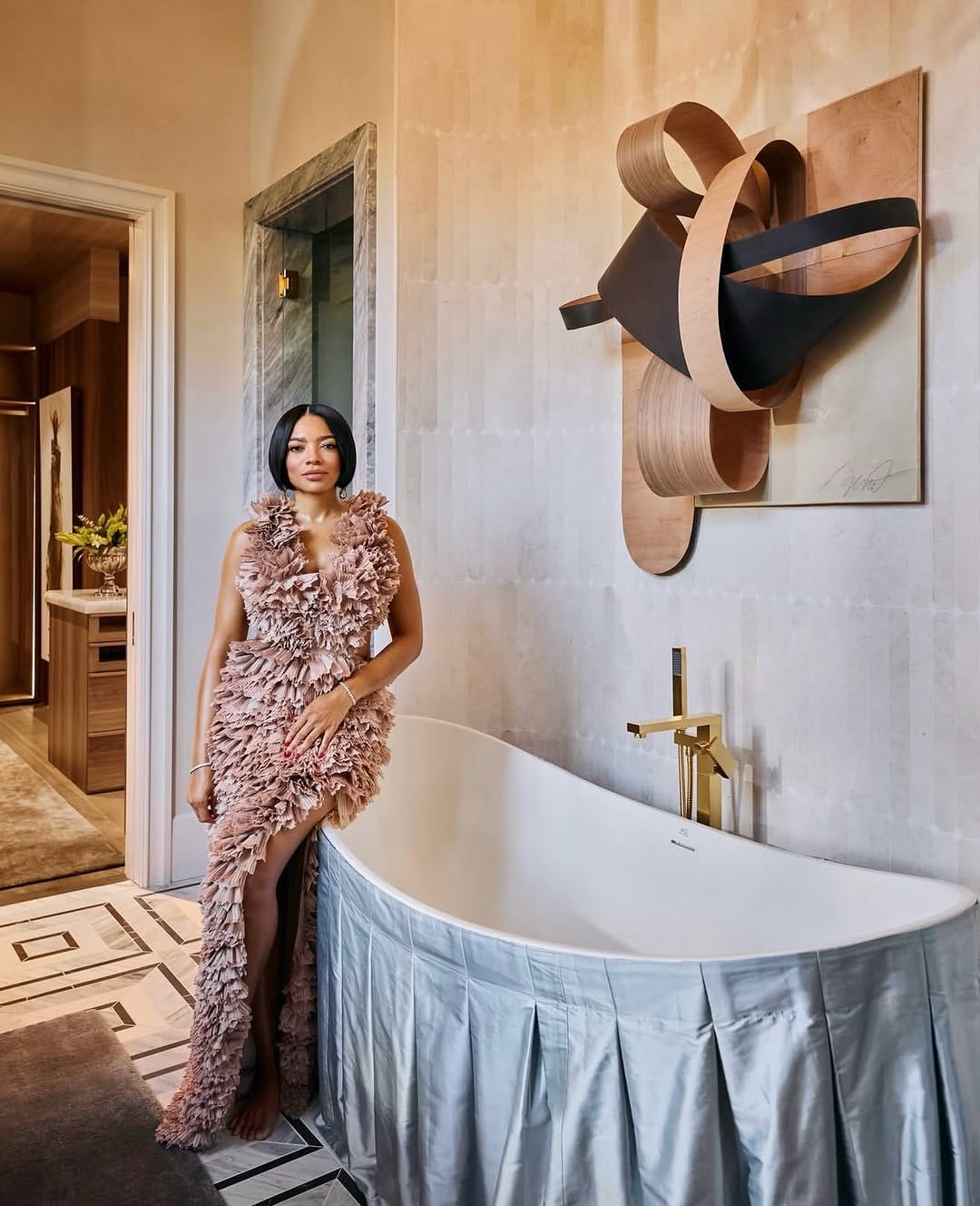 Post 8 by 37TH BURLEIGH INTERIOR DESIGN on Instagram (carousel)