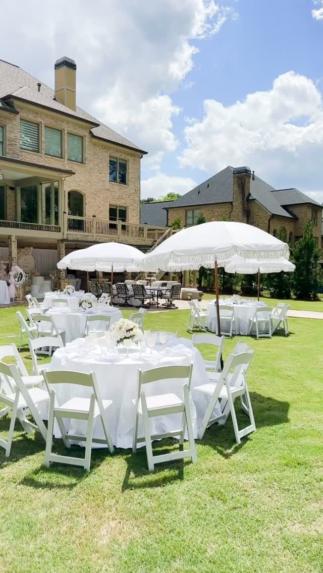 Post 4 by Yakira Payano | Event planner & decor on Instagram (video)