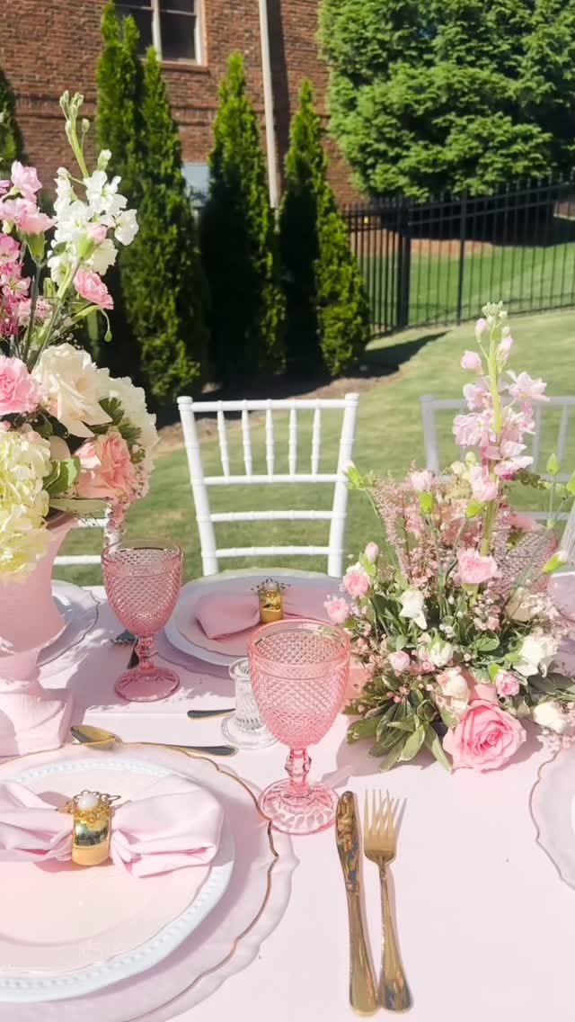 Post 2 by Yakira Payano | Event planner & decor on Instagram (video)