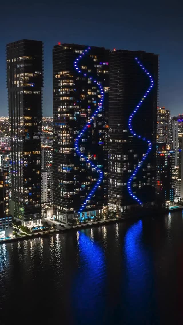 Post 1 by Miami Good Life on Instagram (video)