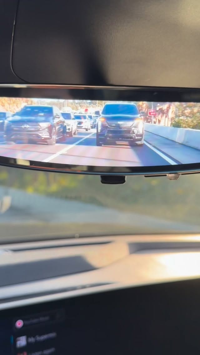 Post 6 by Miami Good Life on Instagram (video)