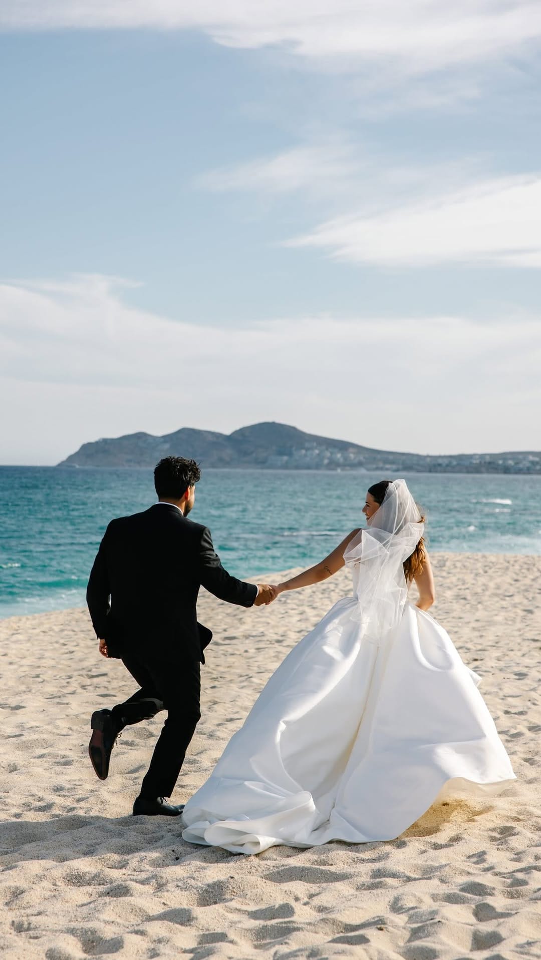 Post 2 by Christina Cuevas | C.C. Designs on Instagram (video)