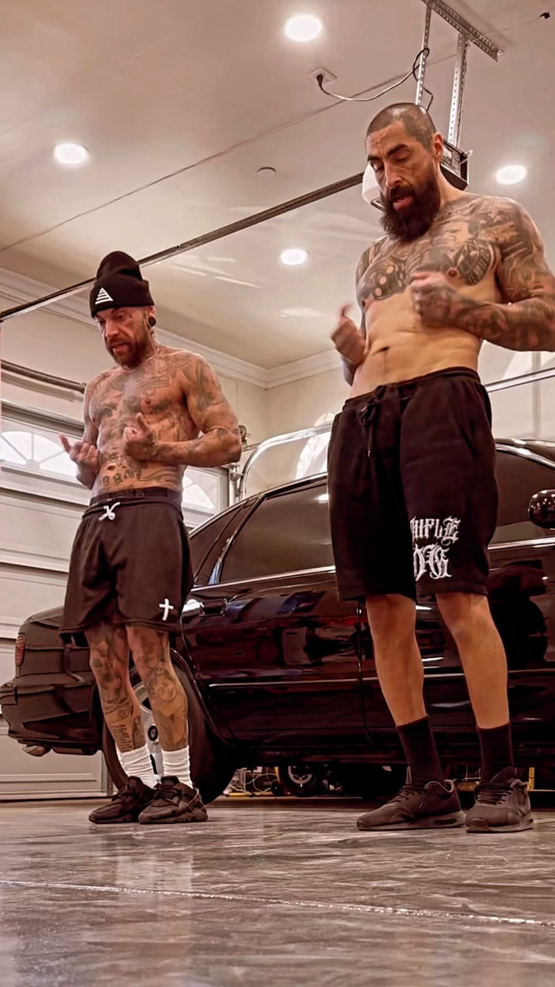 Post 10 by Hi-Tone Valenz on Instagram (video)