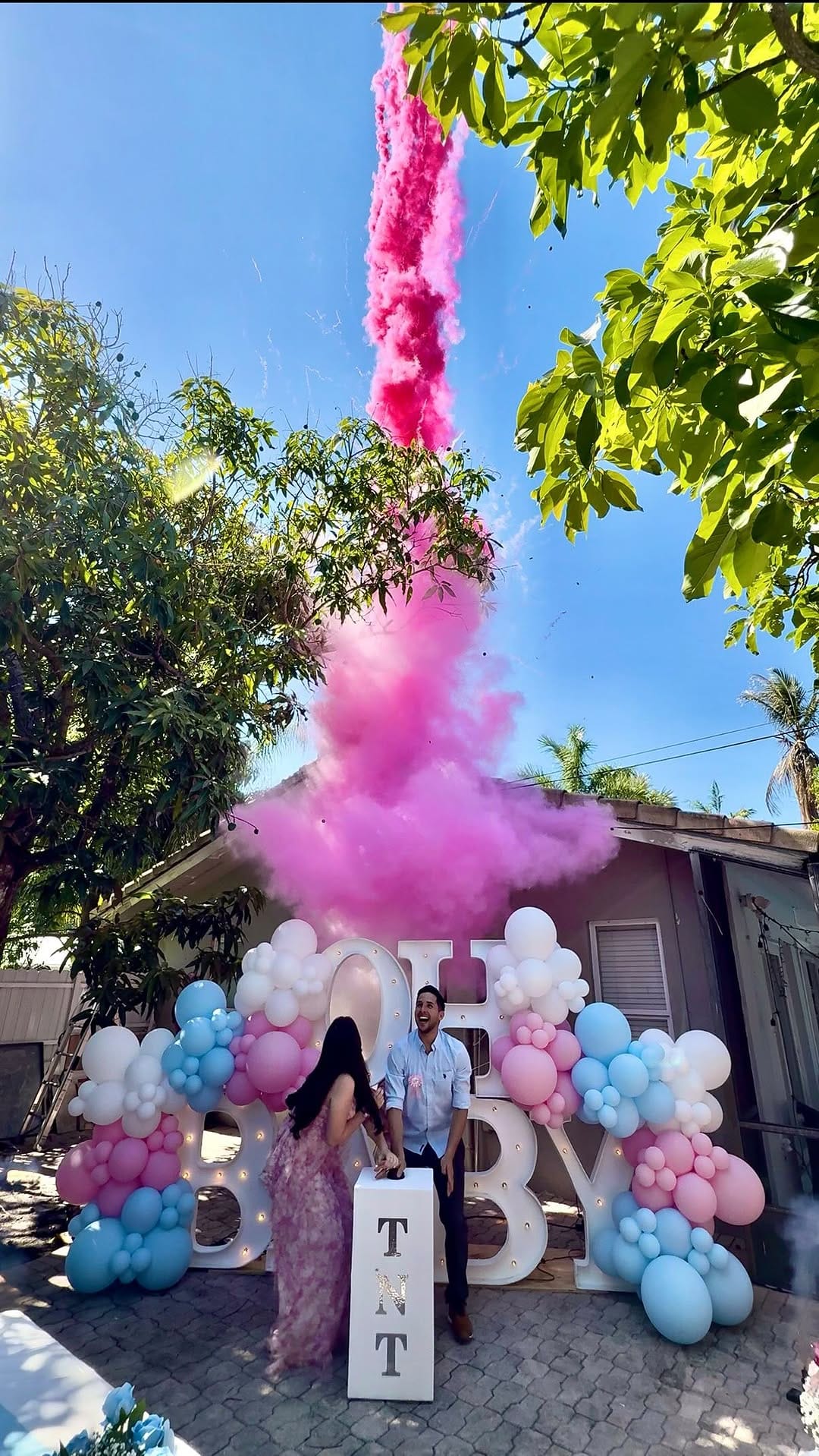 Post 4 by GENDER REVEAL👼🏼BABY SHOWER MIAMI on Instagram (video)