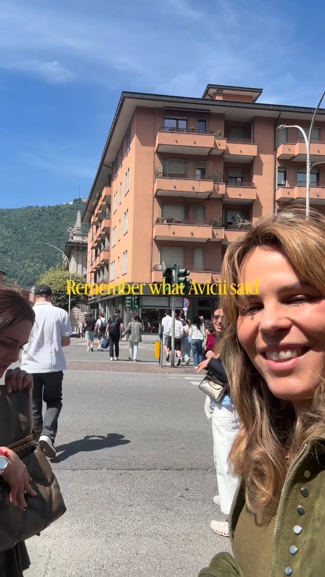 Post 3 by Rosario Esperante on Instagram (video)