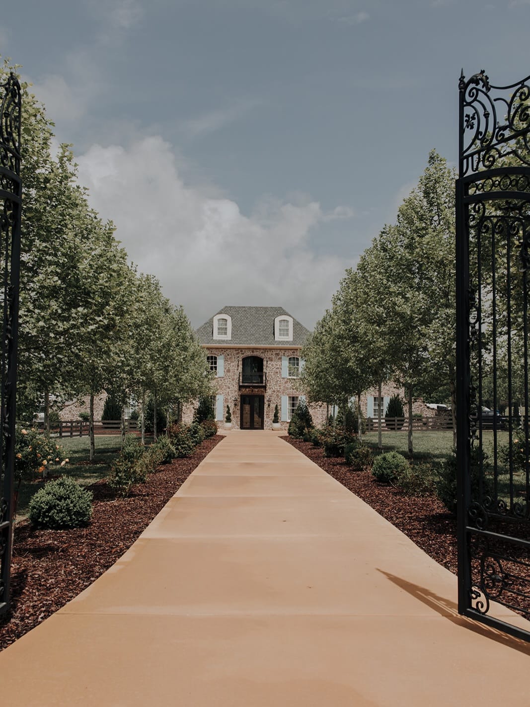 Post 5 by Susanna | Lumi Accents | Nashville Event Planner on Instagram (carousel)