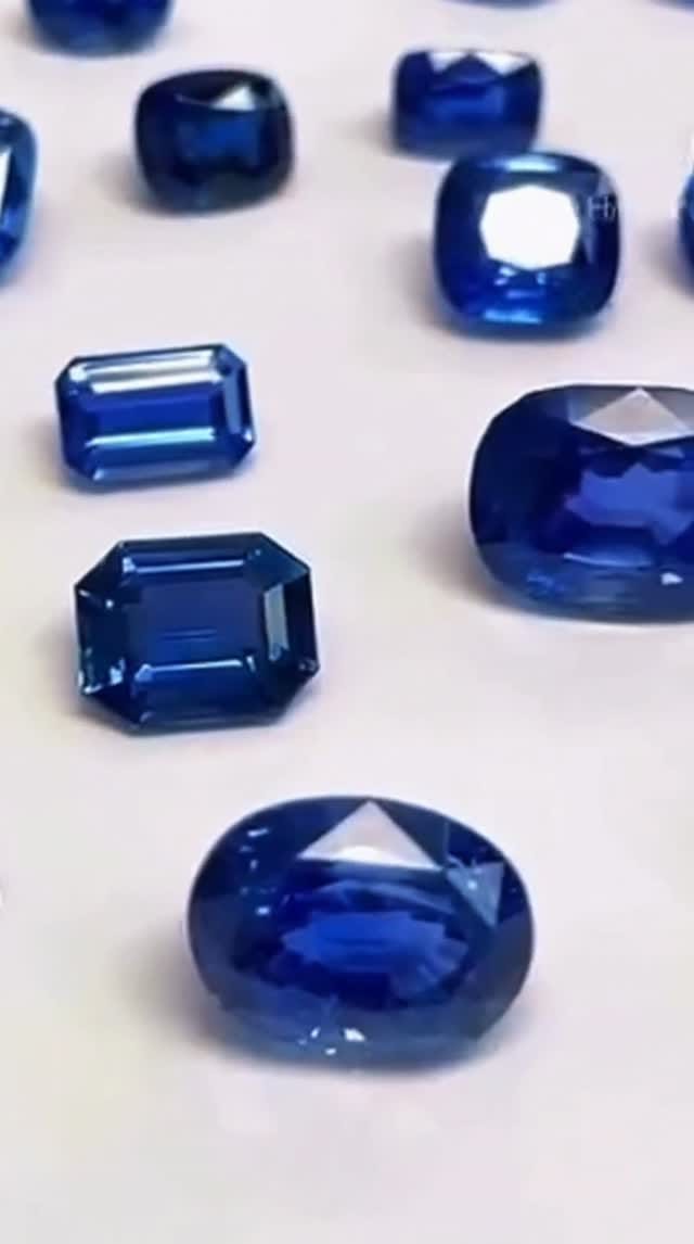 Post 7 by American Gem Trade Association on Instagram (video)
