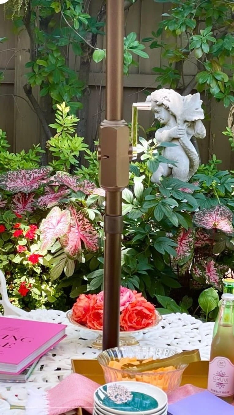 Post 4 by Deborah Levy Designs on Instagram (video)