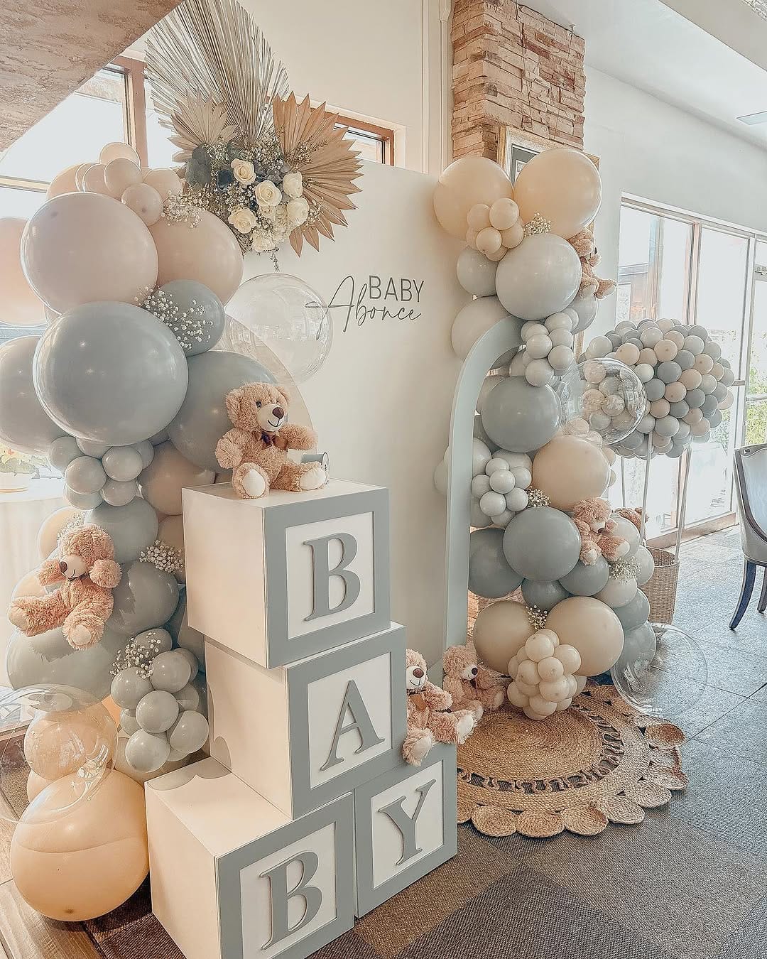 Post 10 by Soliza Weddings & Events on Instagram (carousel)