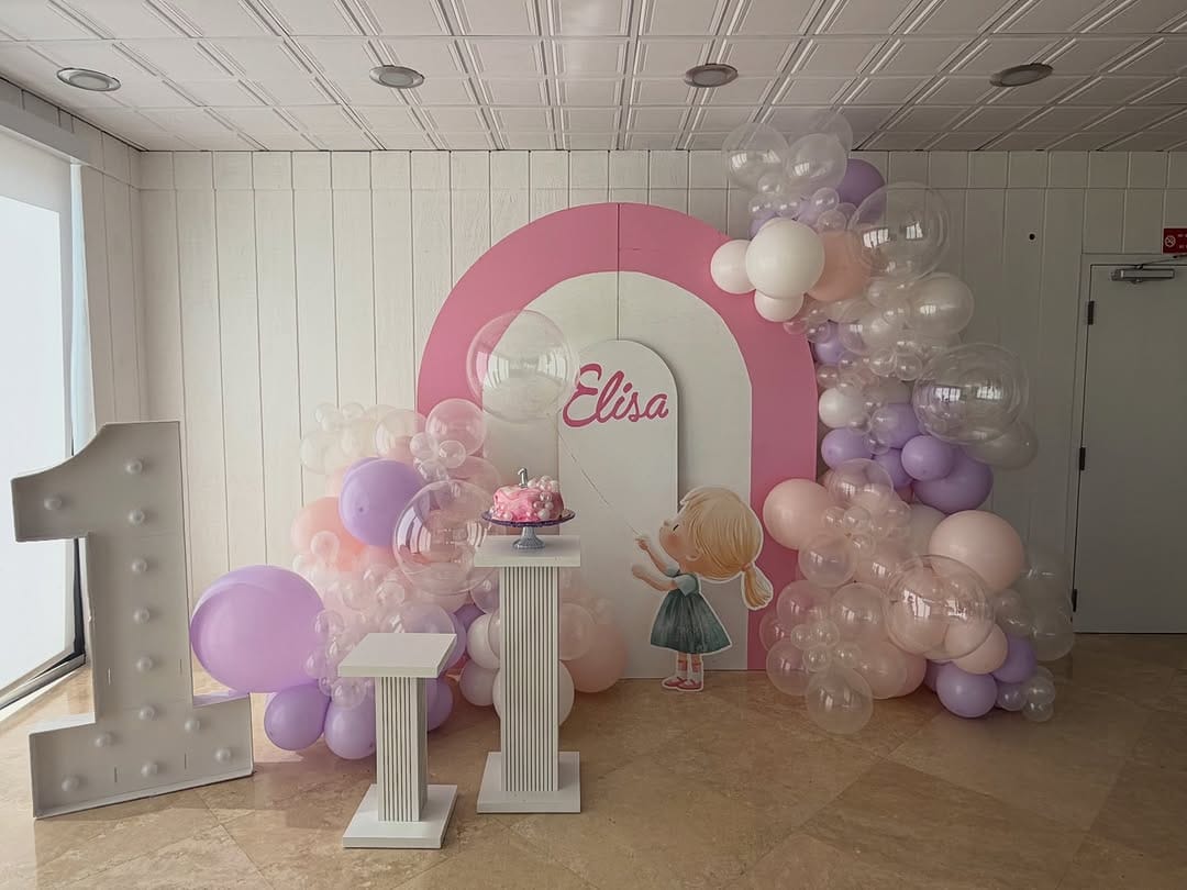 Post 2 by MSM Decor.  Events & balloons on Instagram (carousel)